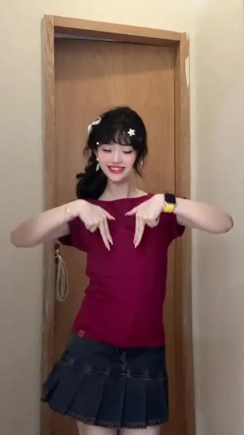 萌妹DJ版手势舞火出圈，王者荣耀新版本节奏玩法大揭秘